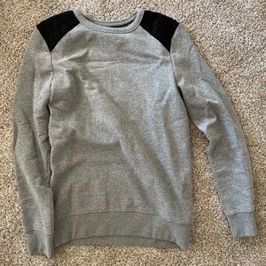 h&m crewneck